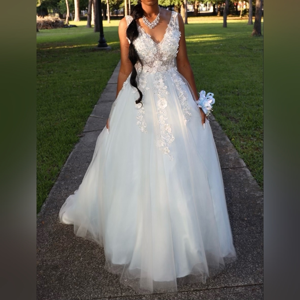 Prom Dress - Picture 3 of 6